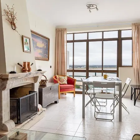 Altido Cosy 1-bed Flat With Pool * São Martinho do Porto