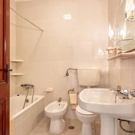 Altido Cosy 1-bed Flat With Pool *